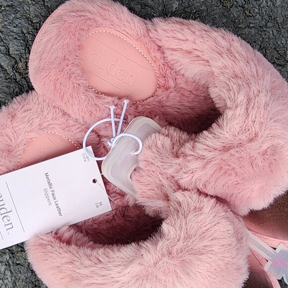 Rosegold Metallic Fuzzy House Shoes Slippers NWT NWTers - Picture 2 of 3
